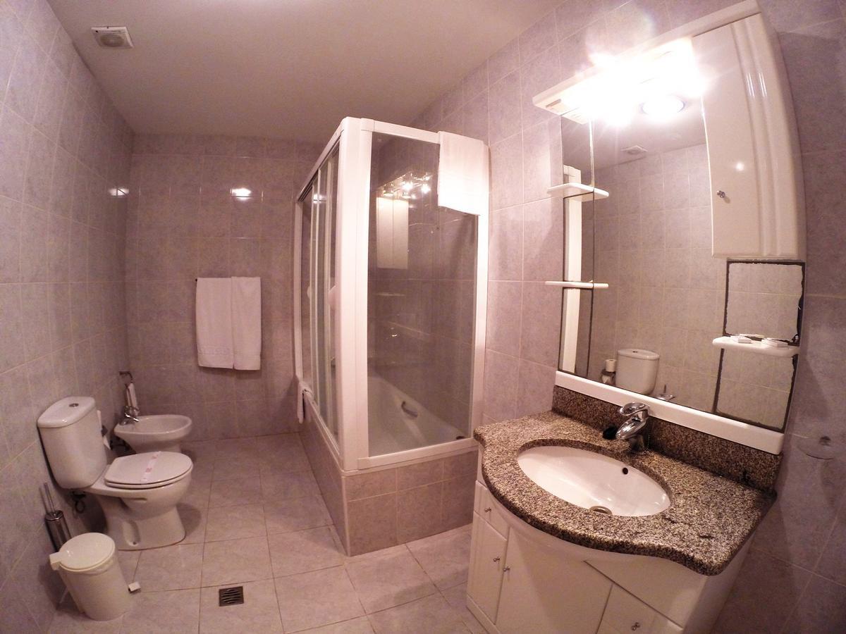 Apartamentos Turisticos Vila Praia Vila Praia de Âncora Exteriör bild